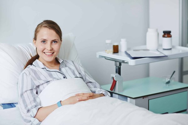 Quelle est la place de l'hydrothérapie dans la routine de récupération des joueurs après un entraînement intensif?